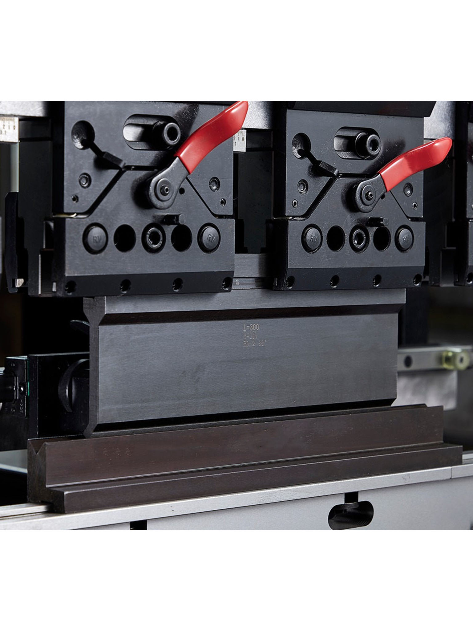 Amada Clamp